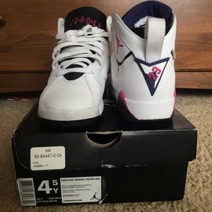 Jordan fireberry 6’s